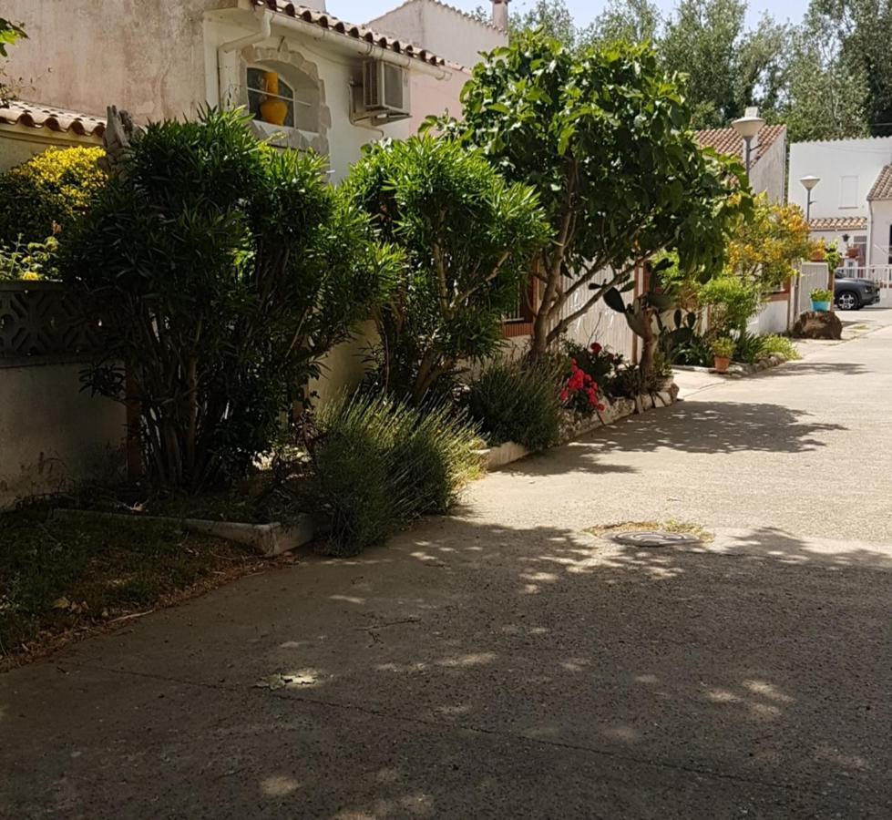 Вілла Maison De Vacances A Empuriabrava "Oasis" Екстер'єр фото